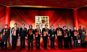 CCTV9英语新闻：第二届中国品牌年会艺术家奖项揭晓