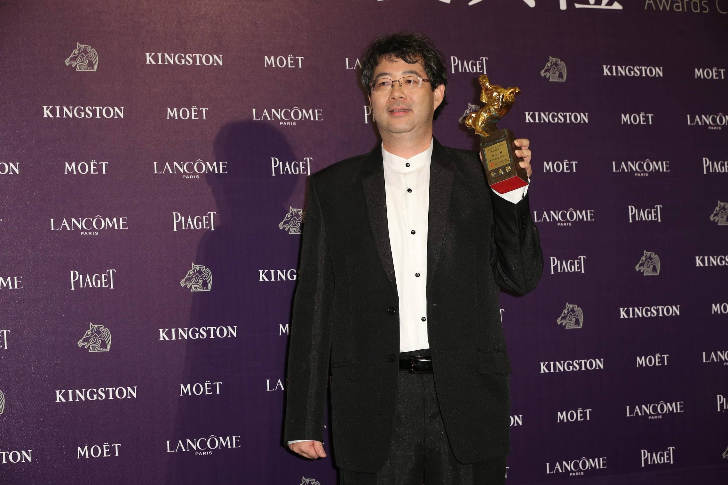 台湾一直升机坠毁 导演齐柏林罹难 台湾一直升机坠毁 导演齐柏林罹难