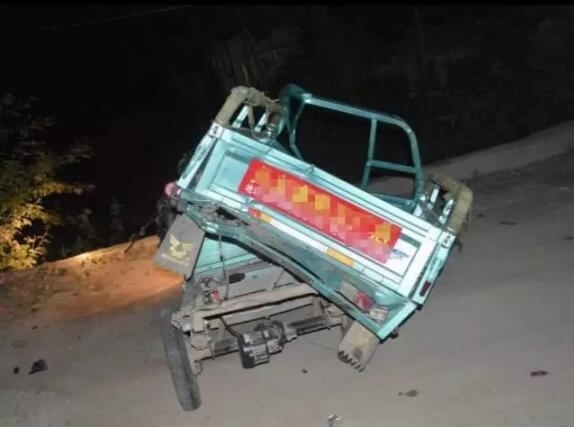儿子肇事逃逸后发现撞死的是自己的父亲 儿子肇事逃逸后发现撞死的是自己的父亲