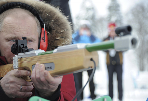 Putin Visit Champio<em></em>nship and shows off shooting Putin Visit Champio<em></em>nship and shows off shooting