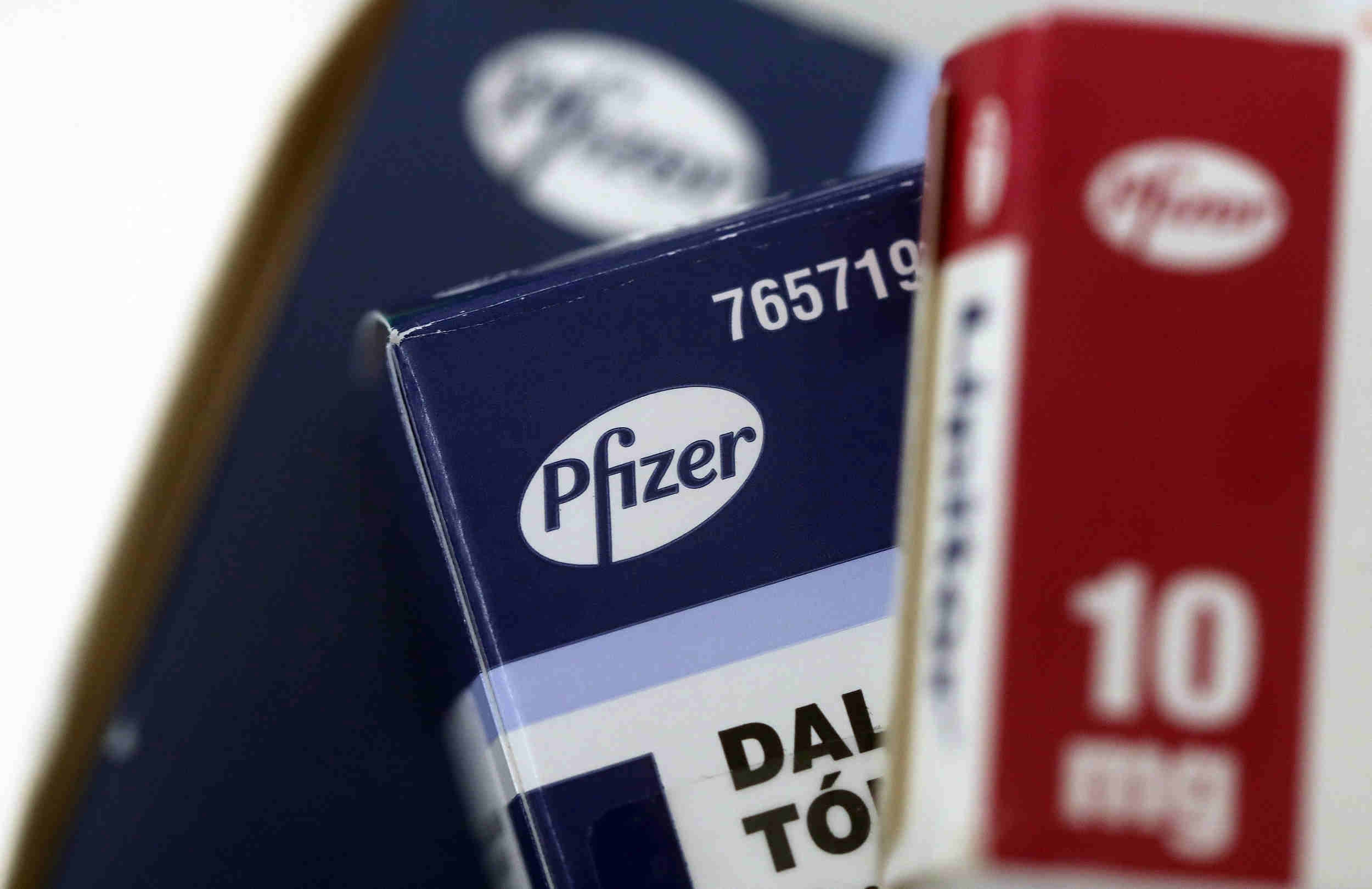 Big pharma turns to AI to speed drug discovery, GSK signs de Big pharma turns to AI to speed drug discovery, GSK signs de