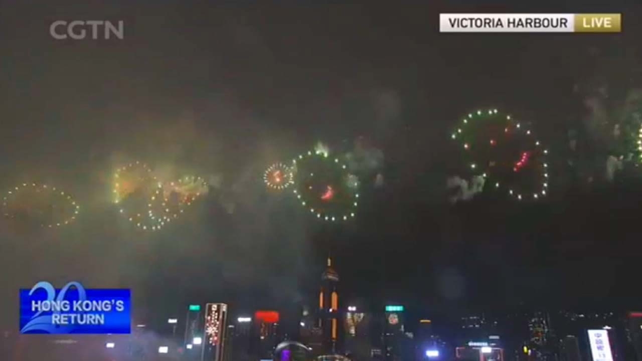 Hong Kong fireworks show united spirit, diversified cultures Hong Kong fireworks show united spirit, diversified cultures