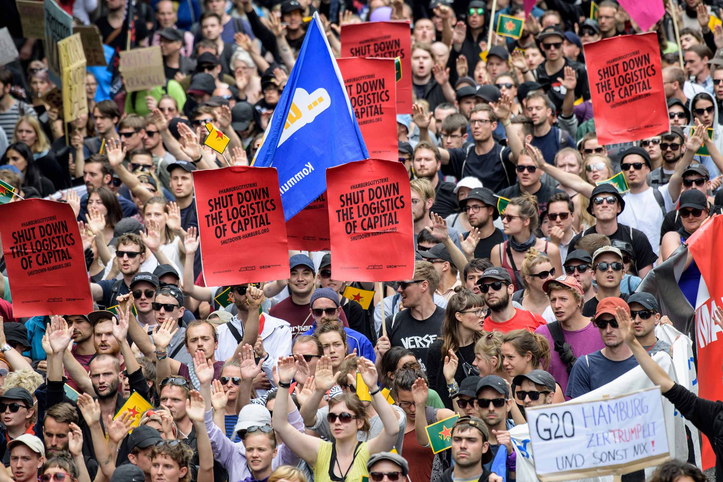 Peaceful protests mark end of G20 summit hours after riots Peaceful protests mark end of G20 summit hours after riots