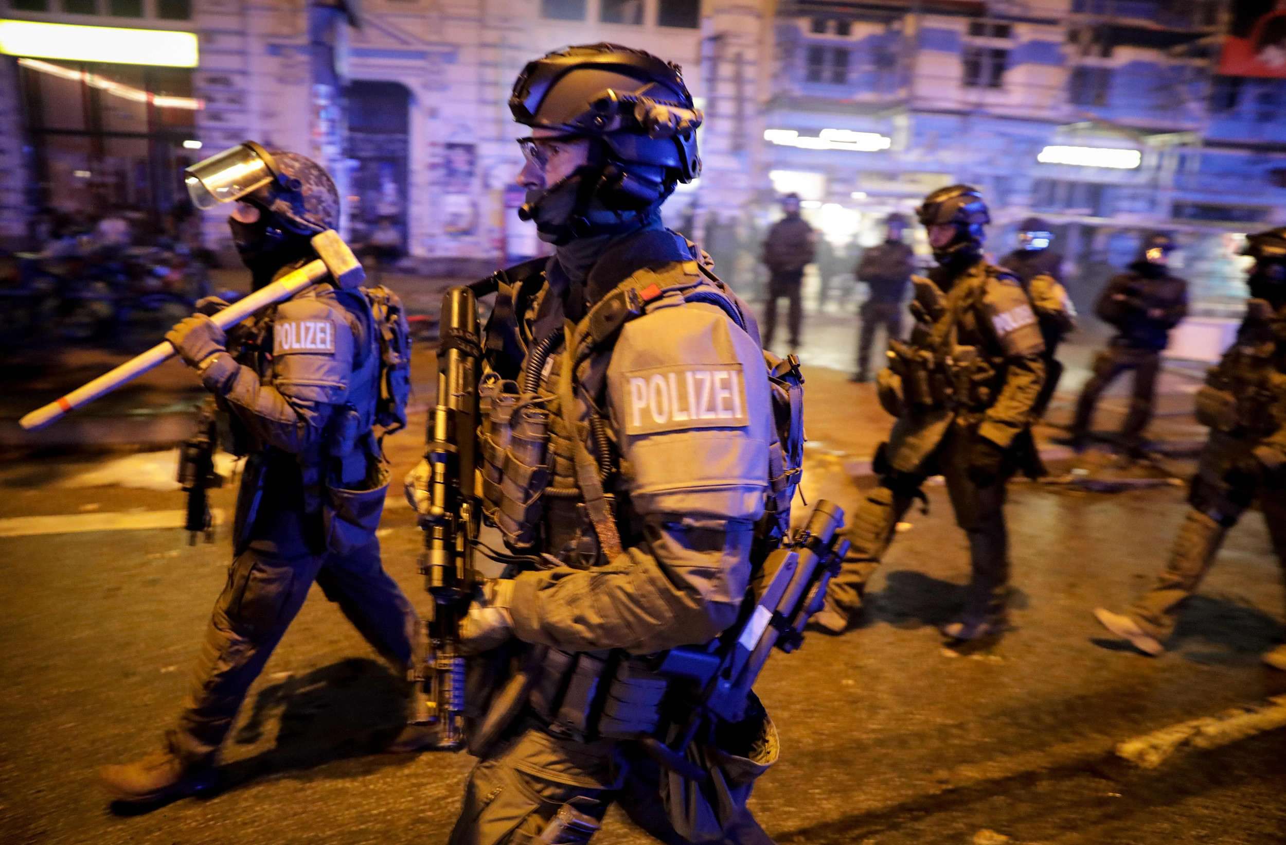 Peaceful protests mark end of G20 summit hours after riots Peaceful protests mark end of G20 summit hours after riots