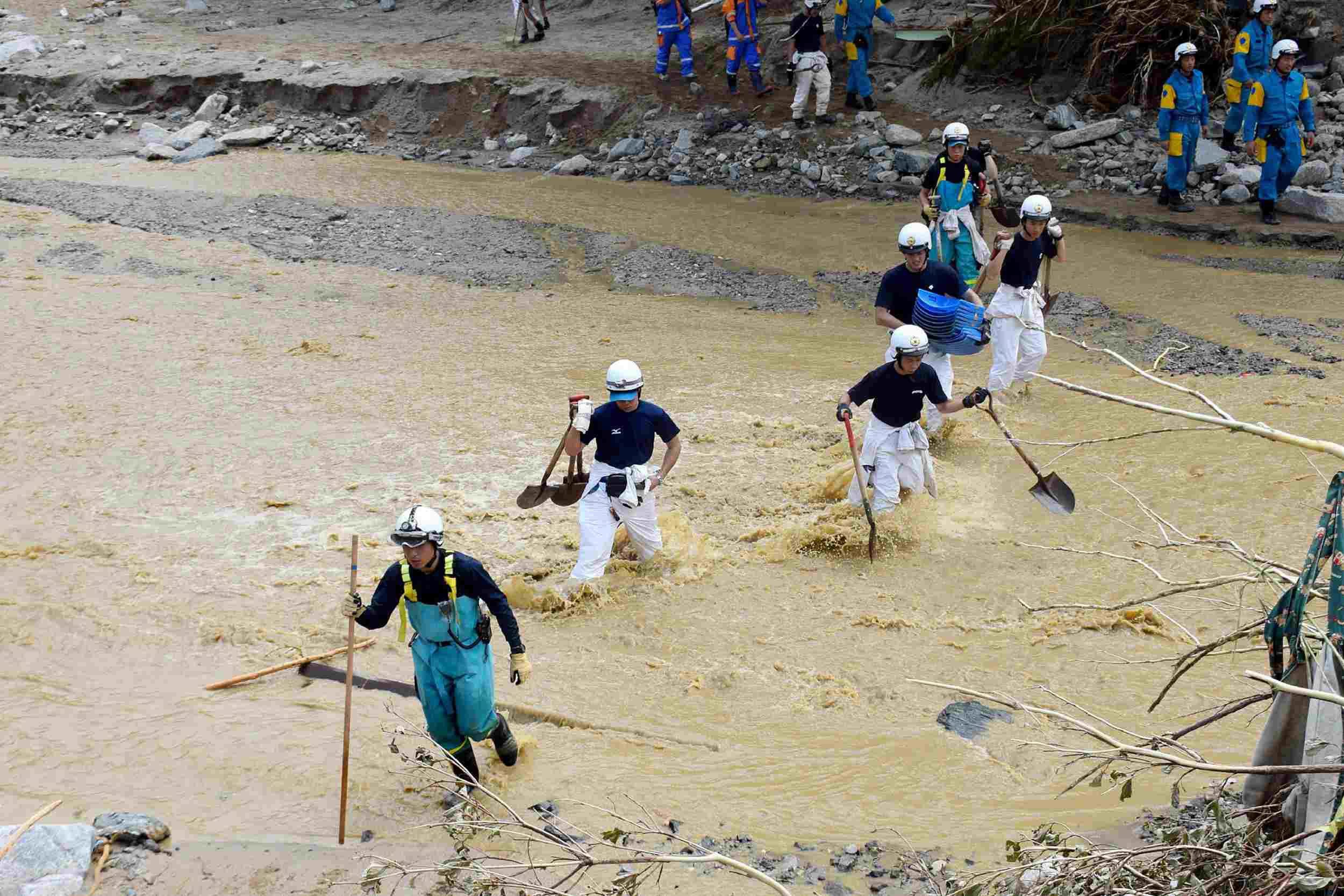 日本洪水死亡人数上升至18人 日本洪水死亡人数上升至18人