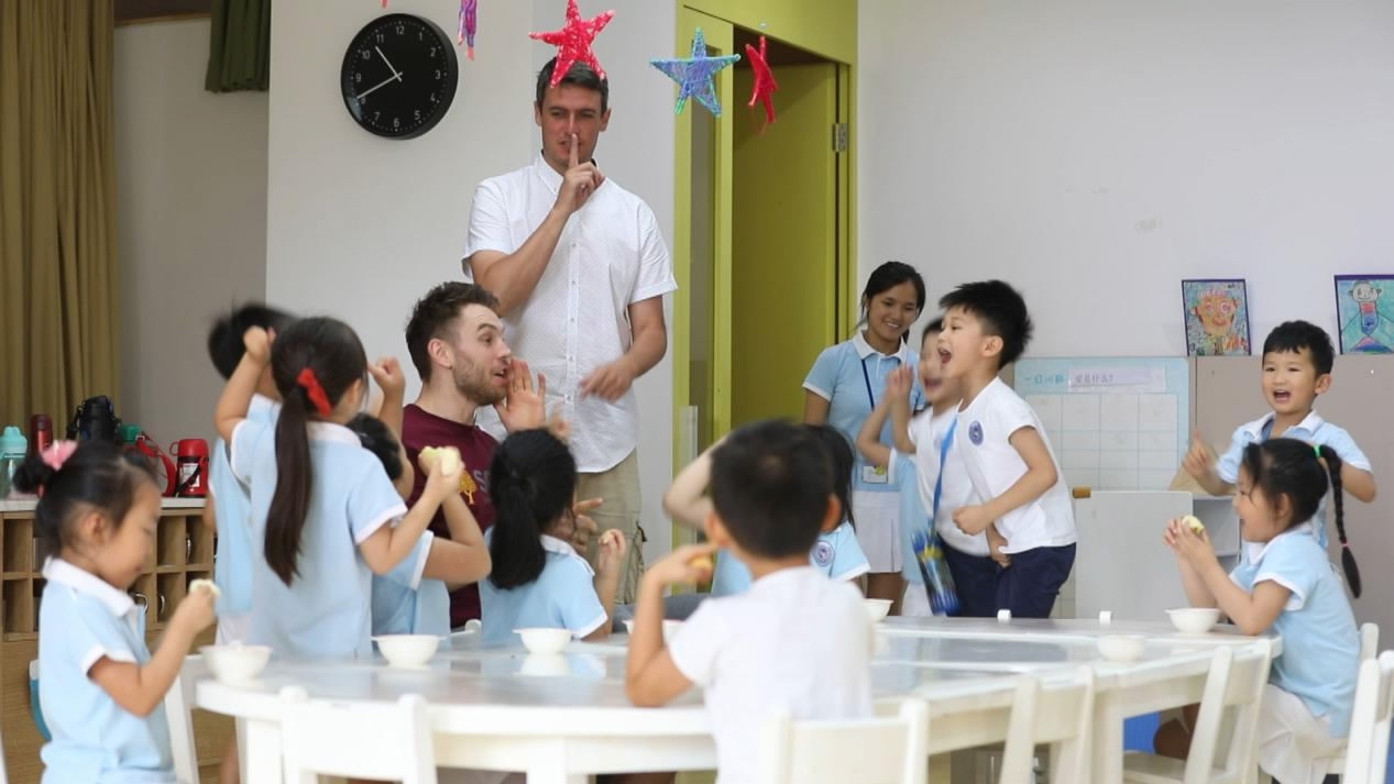 Expats in China: More opportunities in a safe environment Expats in China: More opportunities in a safe environment