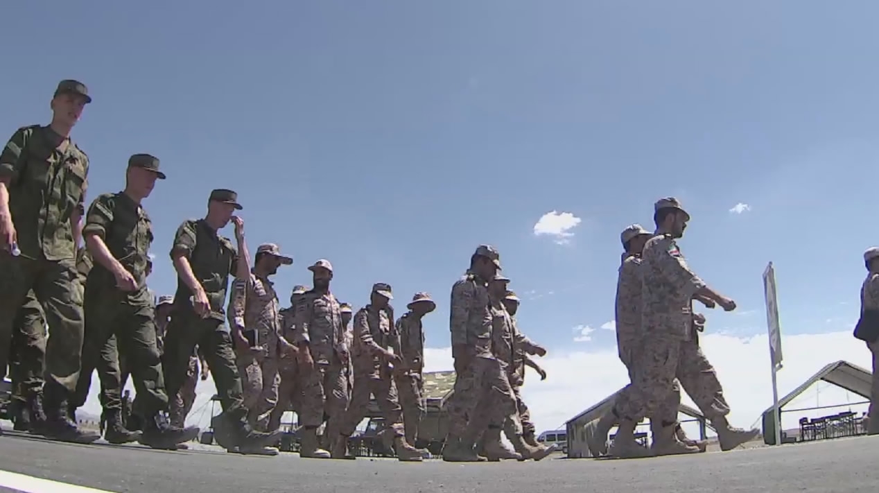 Troops gather in NW China’s Xinjiang for Int’l Army Games Troops gather in NW China’s Xinjiang for Int’l Army Games