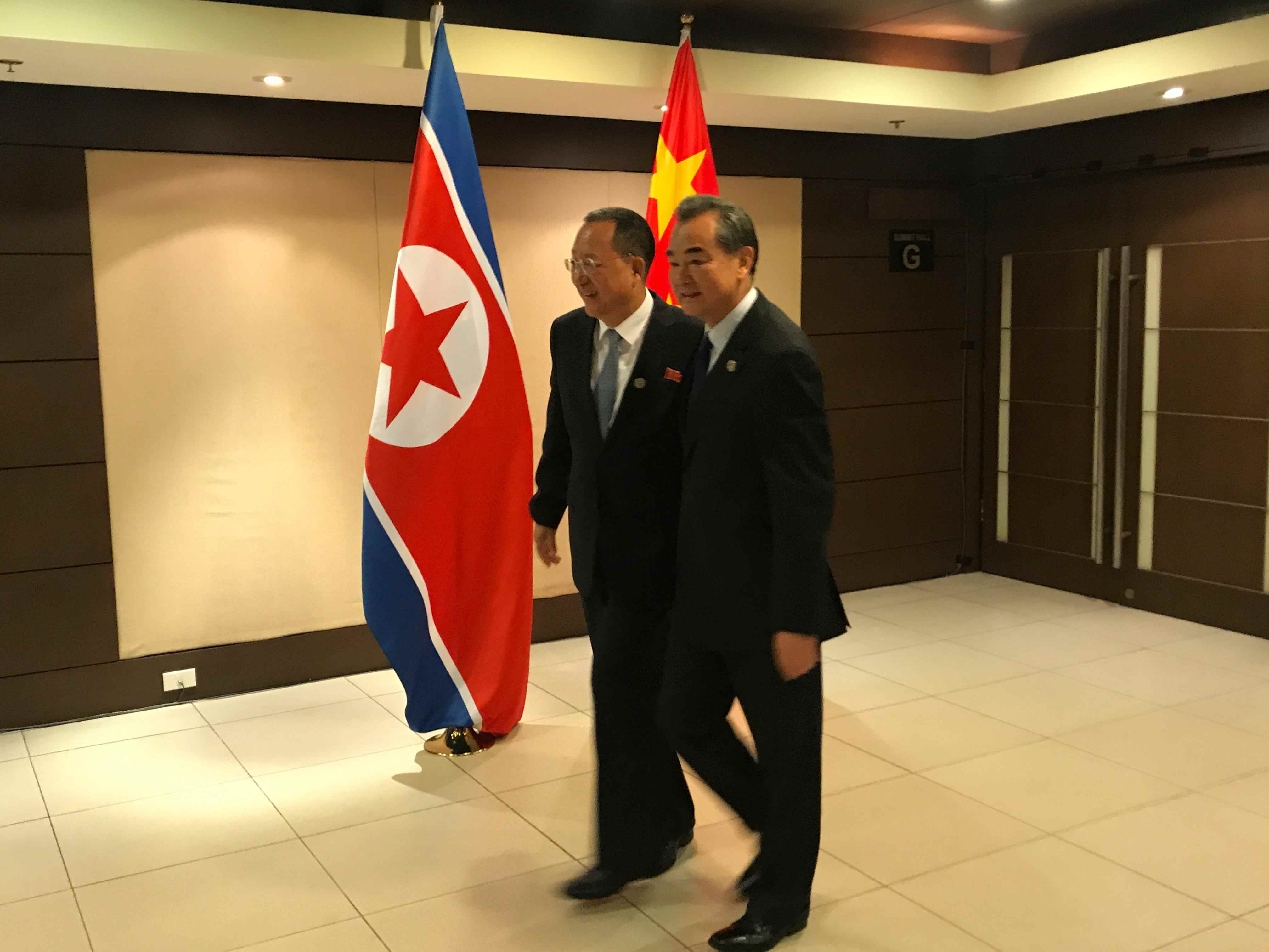 Chinese FM presses DPRK to follow UN resolutions on the side Chinese FM presses DPRK to follow UN resolutions on the side