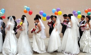 山东济南举办免费集体婚礼