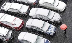 中国东部南部暴雪持续