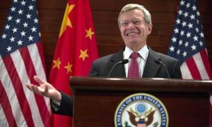 举行相关阅读