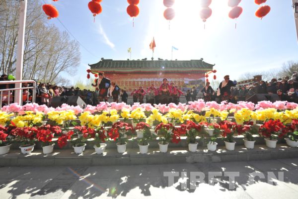 西藏各地庆祝百万农奴解放纪念日55周年 西藏各地庆祝百万农奴解放纪念日55周年
