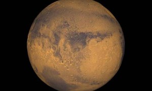 火星重大发现 英媒分析或是发现液态水