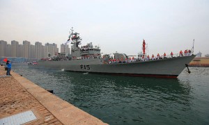 首艘外国军舰抵达中国准备联合军演
