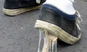 女士穿长裤违法 世界9大奇葩法律
