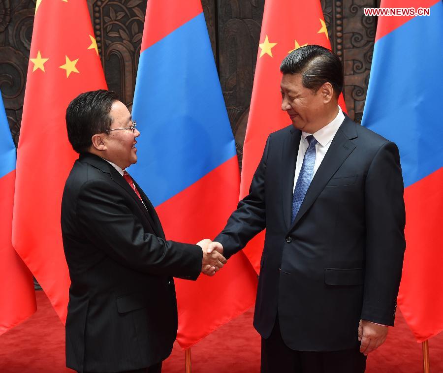 习近平上海会见蒙古国总统 习近平上海会见蒙古国总统