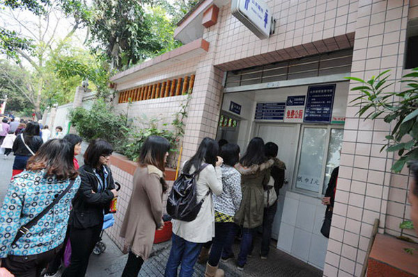 上海将建更多女公厕 上海将建更多女公厕