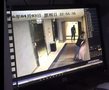 英文报道:女子酒店遇袭 网民愤怒 英文报道:女子酒店遇袭 网民愤怒