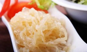 常州10多吨假海蜇丝流入市场 吃多了可能会&ldquo;变傻&rdquo;