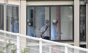 英语新闻：日本发生砍人事件致19人死亡20人受伤