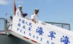 美国海军司令参观中国舰队