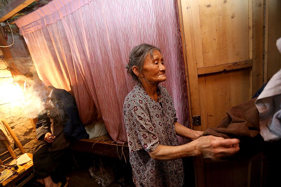 南充夫妻山洞居住54年 网友赞其神仙眷侣 南充夫妻山洞居住54年 网友赞其神仙眷侣