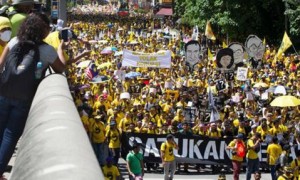 马来西亚抗议者要求首相纳吉布下台