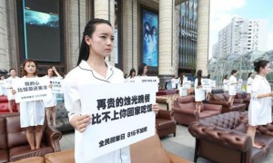 中国每年60万人过劳死！你加班吗？