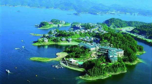 黄金周期间旅游人数预计5.89亿人次 旅游收入4780亿元 黄金周期间旅游人数预计5.89亿人次 旅游收入4780亿元