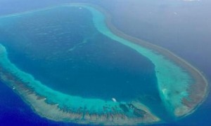 外交部答菲律宾渔民重返黄岩岛：中国仍享有管辖权