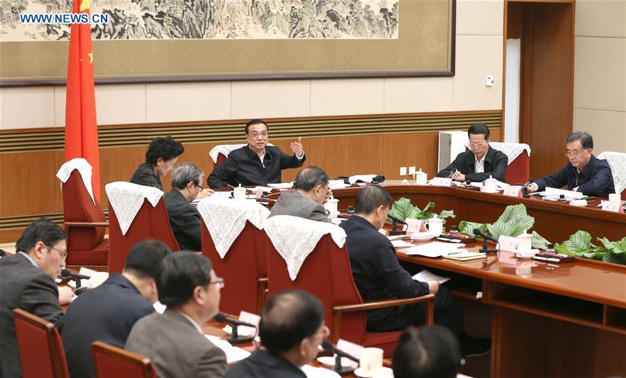 李克强要求新五年计划大纲“科学可行” 李克强要求新五年计划大纲“科学可行”