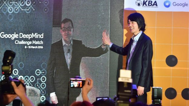 人机撕X斗棋对决开战:李世石VS阿尔法 人机撕X斗棋对决开战:李世石VS阿尔法