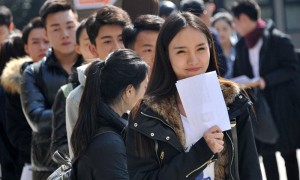 CCTV9英语新闻：我过近百万学生参加艺考