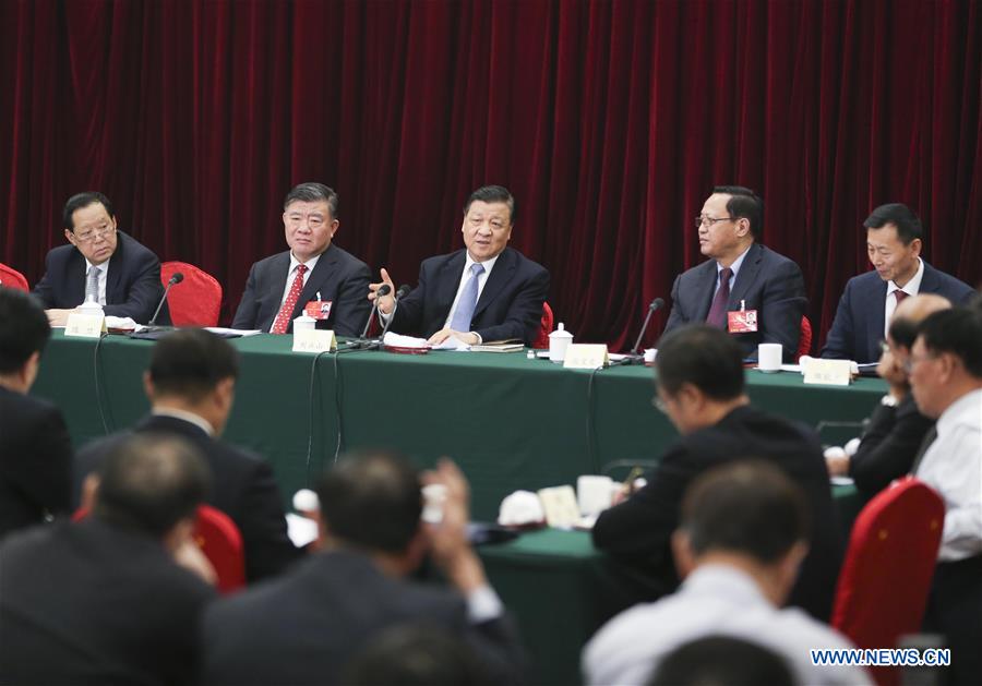 Chinese leaders join panel discussions with political adviso Chinese leaders join panel discussions with political adviso