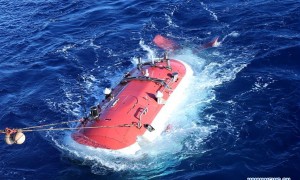 蛟龙号潜水器将于周日和周二下潜雅浦海沟
