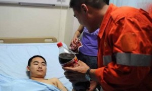 八年前的可乐男孩，八年后在可口可乐公司工作