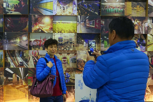 CCTV9英语新闻:660张照片记录20年来地铁发展史 CCTV9英语新闻:660张照片记录20年来地铁发展史