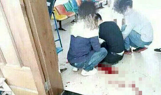 大学生被捅死,只因在宿舍唱歌 大学生被捅死,只因在宿舍唱歌