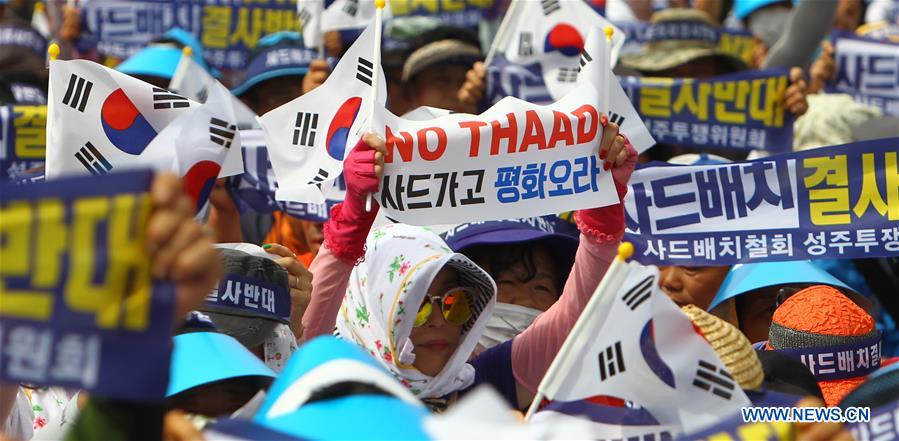韩国民众抗议在星州部署美国反导弹系统萨德 韩国民众抗议在星州部署美国反导弹系统萨德