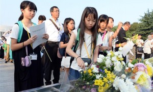 日本纪念广岛原子弹爆炸71周年