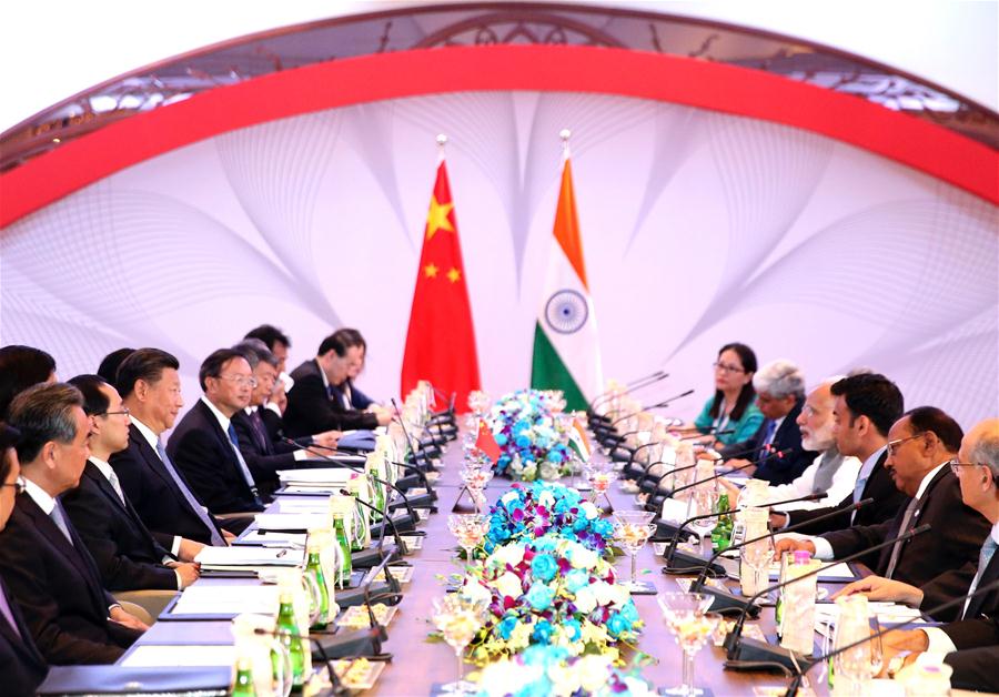 习近平主席会见印度总理莫迪 习近平主席会见印度总理莫迪