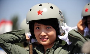 CCTV9英语新闻：空军歼-10女飞行员余旭牺牲