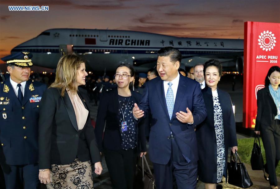 习近平主席抵达利马出席亚太经合会议 习近平主席抵达利马出席亚太经合会议