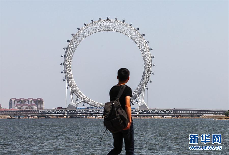 Ring-shaped bridge built in Zhengzhou, China Ring-shaped bridge built in Zhengzhou, China