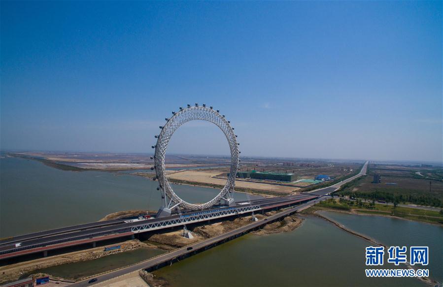 Ring-shaped bridge built in Zhengzhou, China Ring-shaped bridge built in Zhengzhou, China