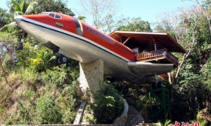 Boeing 727 transformed into luxury hotel suite in Costa Rica