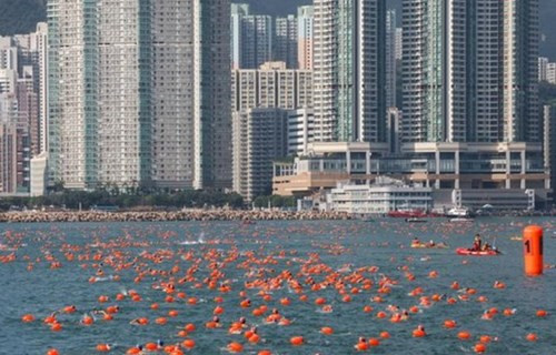 香港维港渡海泳 已有第二人身亡 香港维港渡海泳 已有第二人身亡
