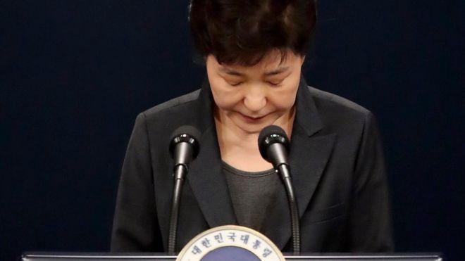 百万民众要求下台、检方传唤问话 朴槿惠的政治生命到头了吗? 百万民众要求下台、检方传唤问话 朴槿惠的政治生命到头了吗?