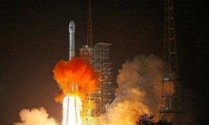 中国成功发射首颗碳卫星