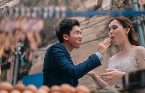 泰国吃货夫妻这样拍婚纱照,引来数万人点赞 泰国吃货夫妻这样拍婚纱照,引来数万人点赞
